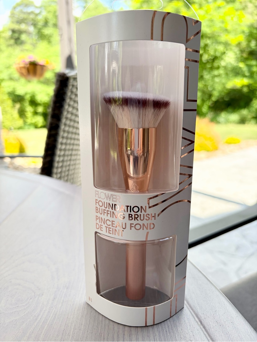 FLOWER Pink Rose Gold Foundation Buffing Brush ⭐️❤️💕⭐️